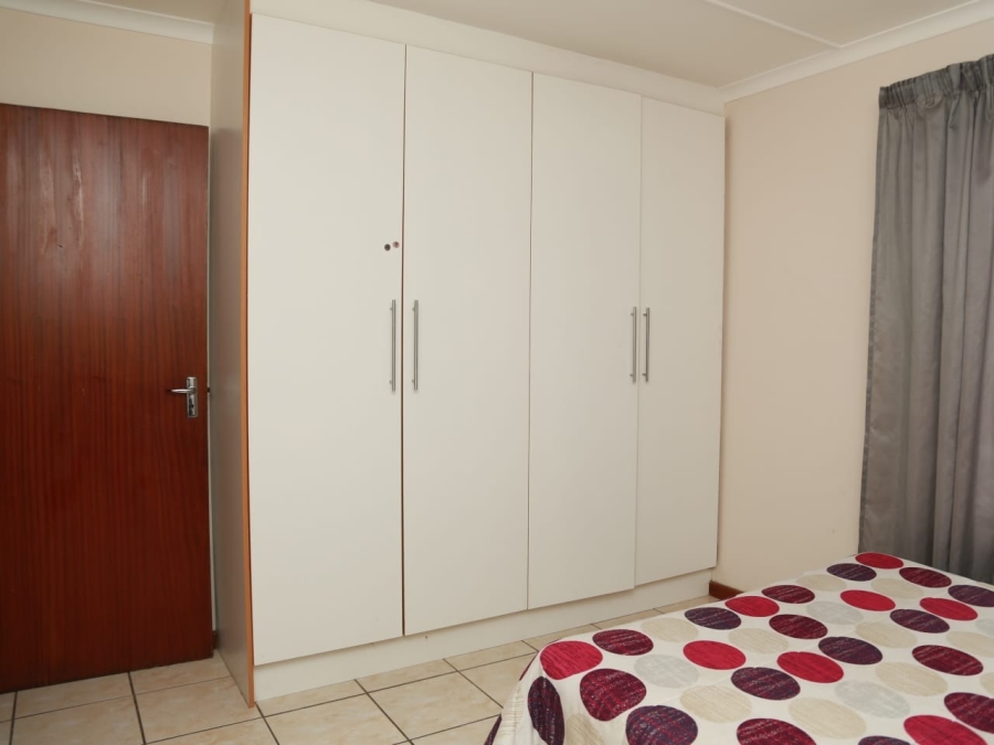 2 Bedroom Property for Sale in Amalinda Eastern Cape